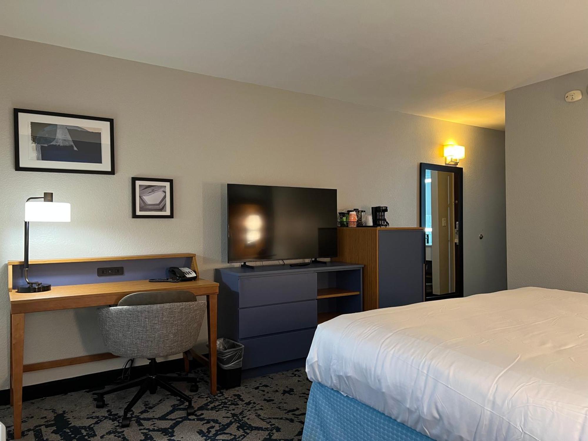 Country Inn & Suites By Radisson, Lsu - Medical Corridor Батон-Руж Экстерьер фото