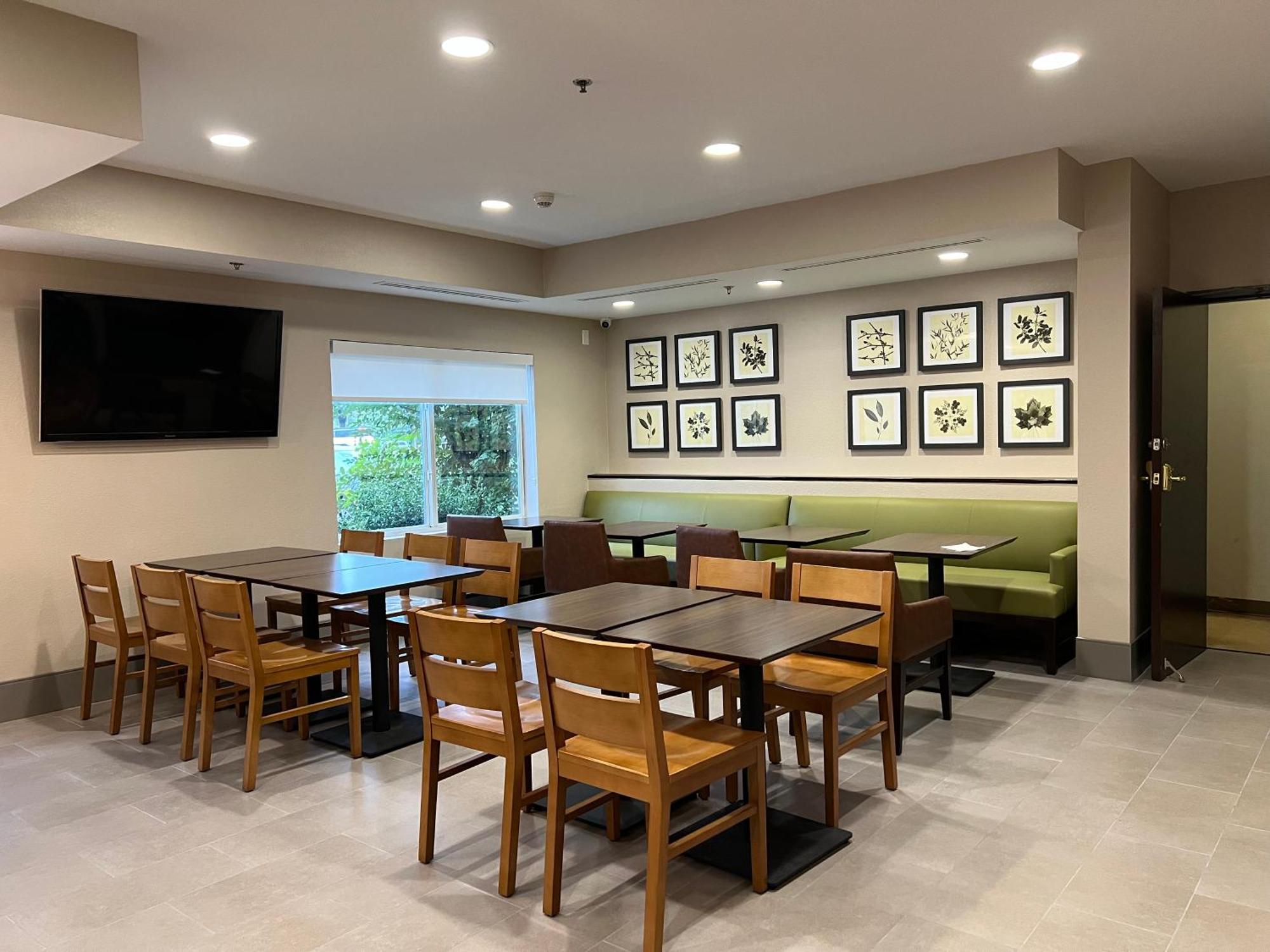 Country Inn & Suites By Radisson, Lsu - Medical Corridor Батон-Руж Экстерьер фото